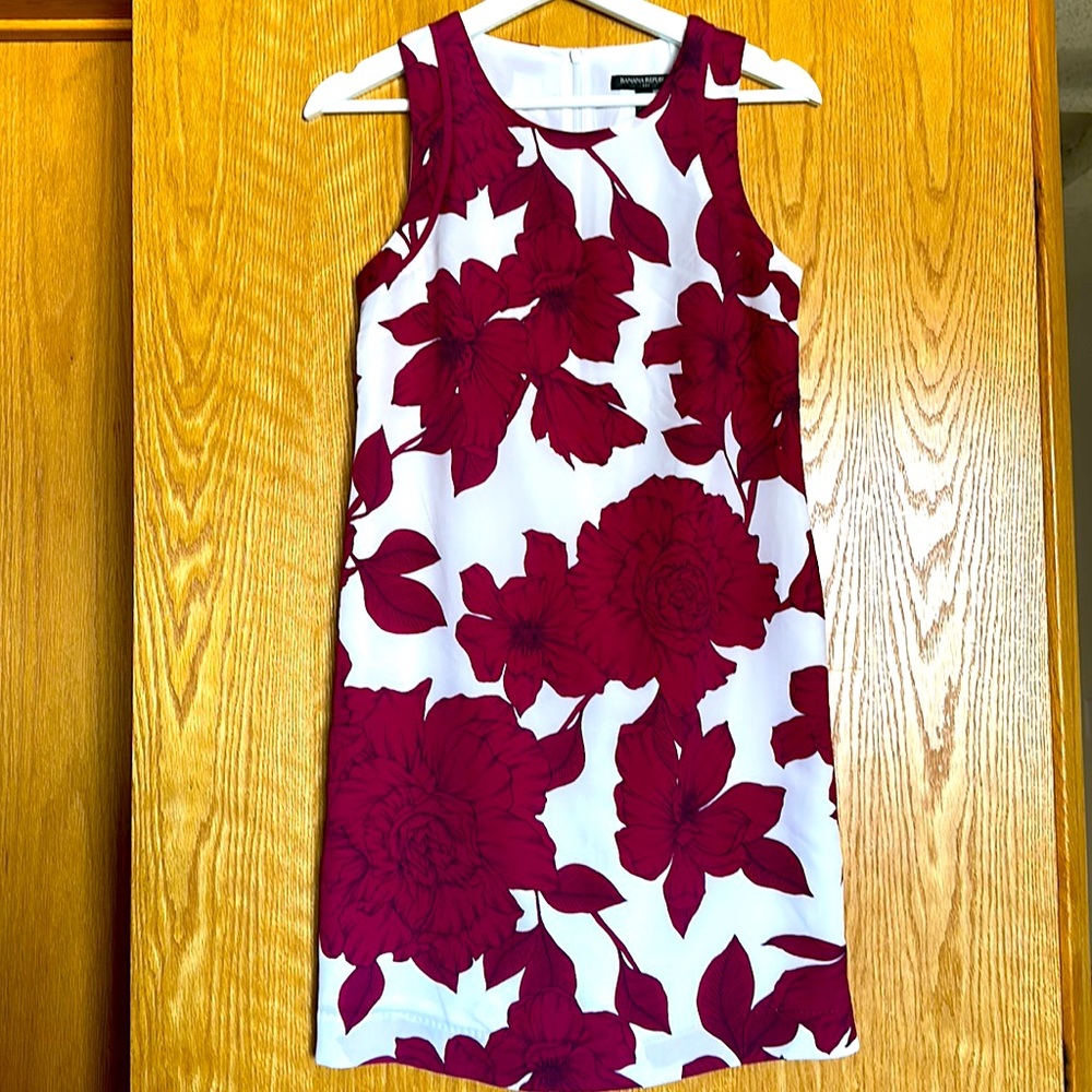 Banana Republic White & Maroon Short Sleeveless Dress - Size 0 Petite